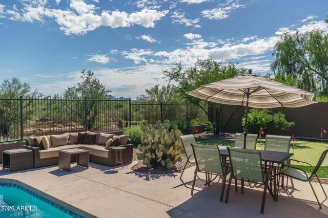 2743 W ADVENTURE Drive, Anthem, AZ 85086