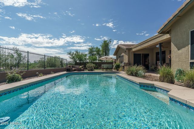 2743 W ADVENTURE Drive, Anthem, AZ 85086