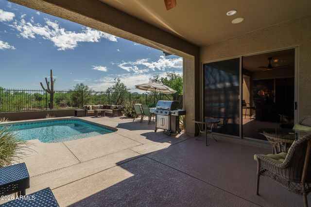 2743 W ADVENTURE Drive, Anthem, AZ 85086