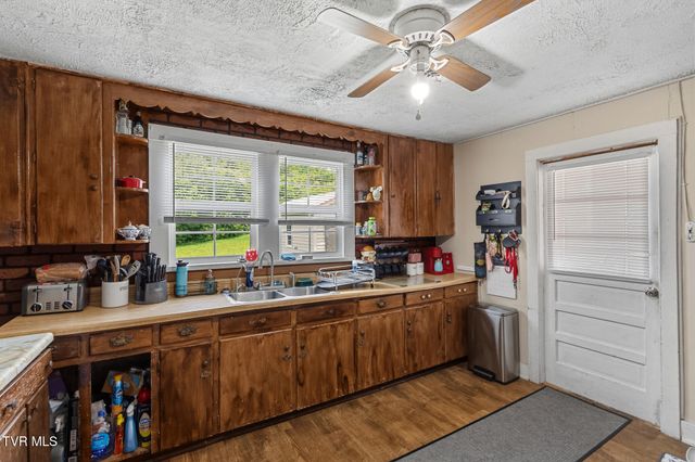 1903 Pleasant Ridge School Road, Talbott, TN 37877