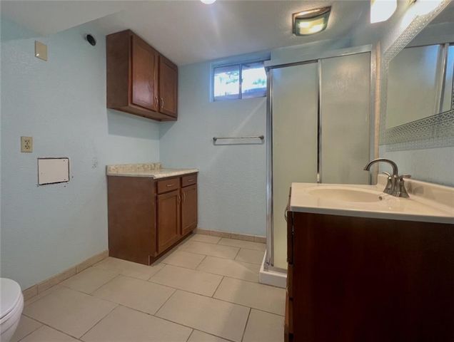 1112 Randall Road, Lawrence, KS 66049