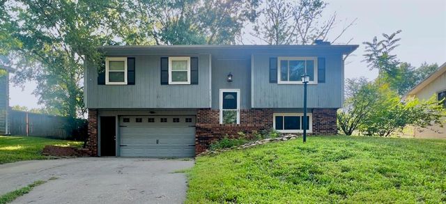 1112 Randall Road, Lawrence, KS 66049