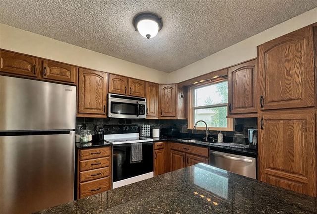 1112 Randall Road, Lawrence, KS 66049