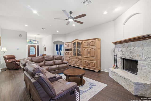 26315 Silver Cloud, San Antonio, TX 78260