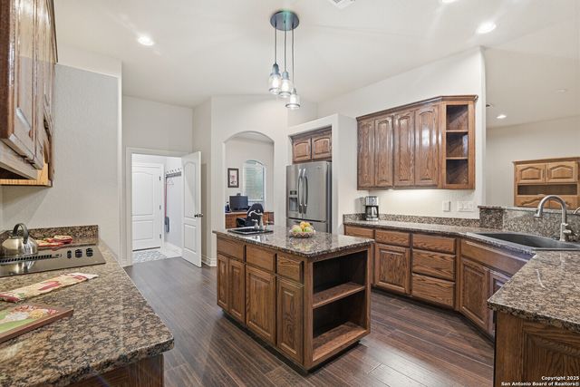 26315 Silver Cloud, San Antonio, TX 78260