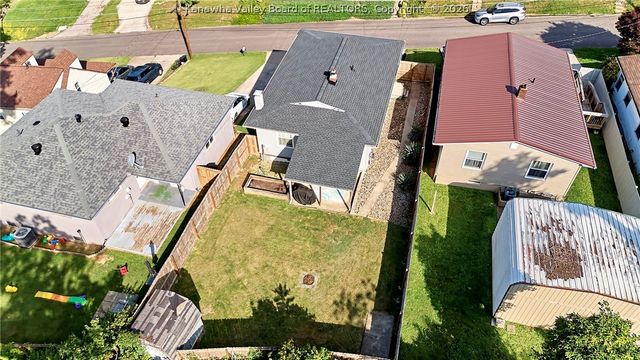 877 S Washington Street, St Albans, WV 25177