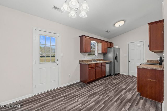 100 Burrell Lane, Richlands, NC 28574