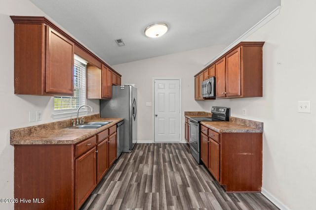 100 Burrell Lane, Richlands, NC 28574