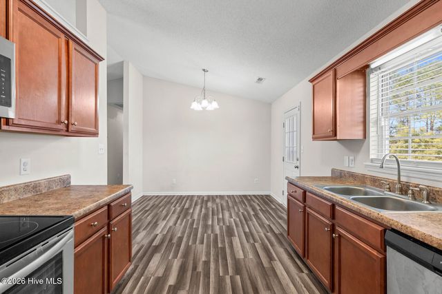 100 Burrell Lane, Richlands, NC 28574