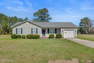 100 Burrell Lane, Richlands, NC 28574