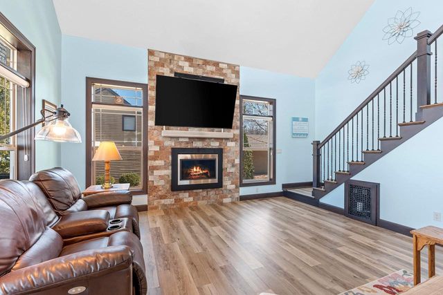 4813 EDGEWATER BEACH ROAD, Green Bay, WI 54311