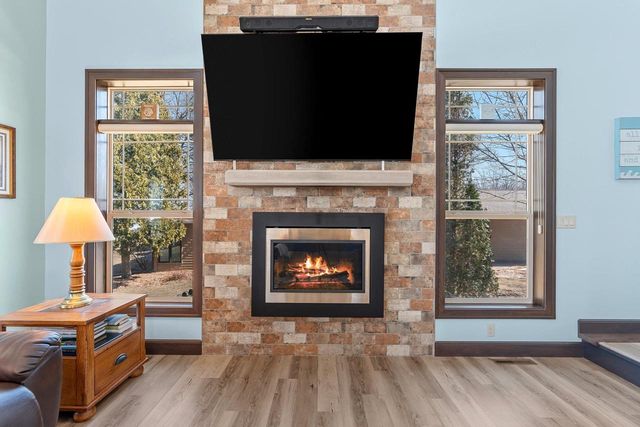 4813 EDGEWATER BEACH ROAD, Green Bay, WI 54311