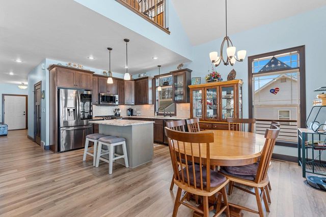 4813 EDGEWATER BEACH ROAD, Green Bay, WI 54311