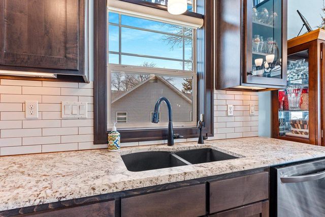 4813 EDGEWATER BEACH ROAD, Green Bay, WI 54311