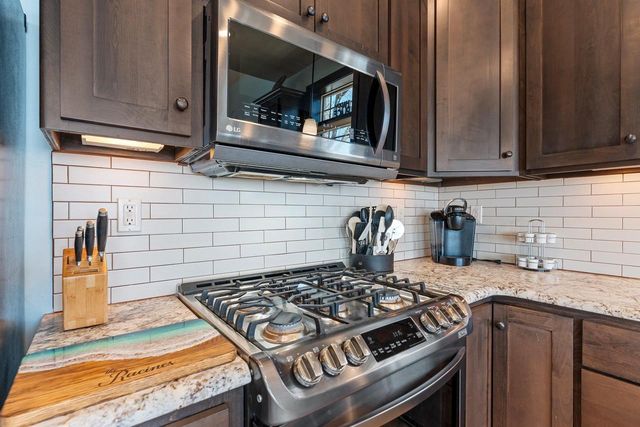 4813 EDGEWATER BEACH ROAD, Green Bay, WI 54311