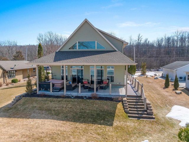 4813 EDGEWATER BEACH ROAD, Green Bay, WI 54311
