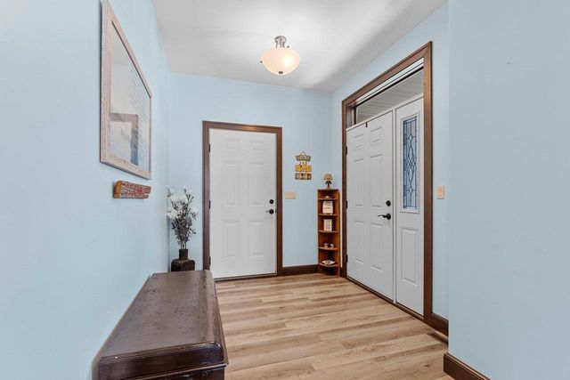 4813 EDGEWATER BEACH ROAD, Green Bay, WI 54311