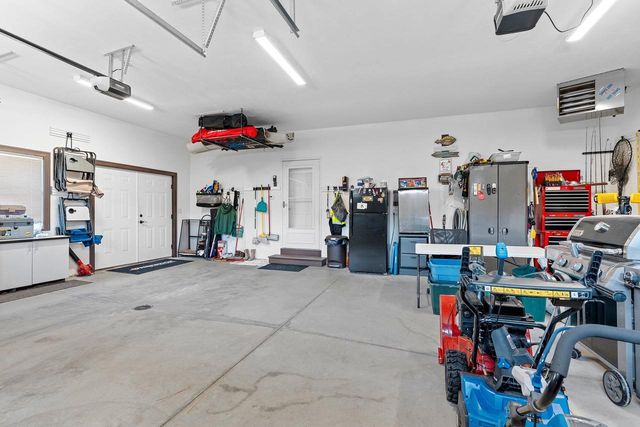 4813 EDGEWATER BEACH ROAD, Green Bay, WI 54311