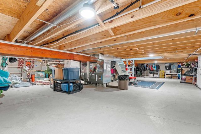 4813 EDGEWATER BEACH ROAD, Green Bay, WI 54311