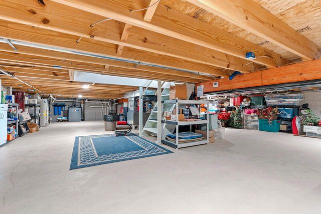 4813 EDGEWATER BEACH ROAD, Green Bay, WI 54311