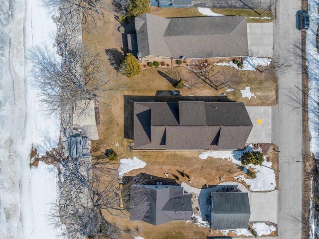 4813 EDGEWATER BEACH ROAD, Green Bay, WI 54311