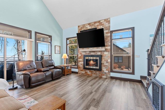 4813 EDGEWATER BEACH ROAD, Green Bay, WI 54311