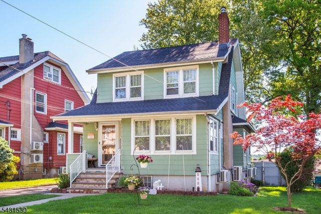 1265 Longfellow Ave, Teaneck Twp., NJ 07666