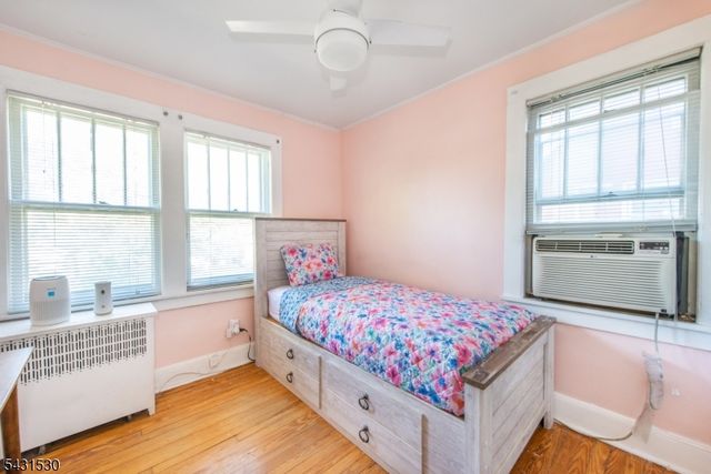1265 Longfellow Ave, Teaneck Twp., NJ 07666