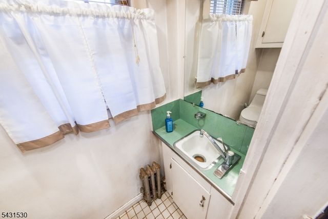1265 Longfellow Ave, Teaneck Twp., NJ 07666