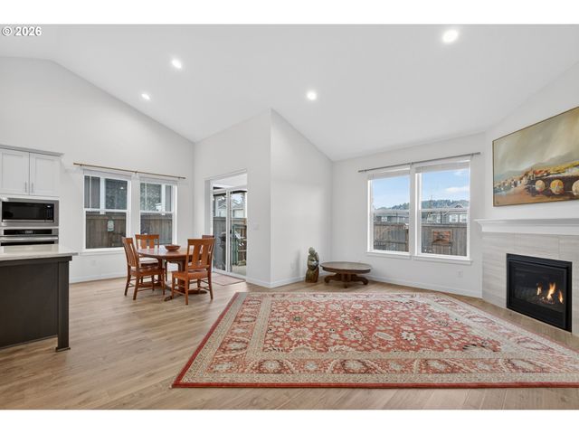 11708 Se DOG MOUNTAIN Ter, Happy Valley, OR 97086