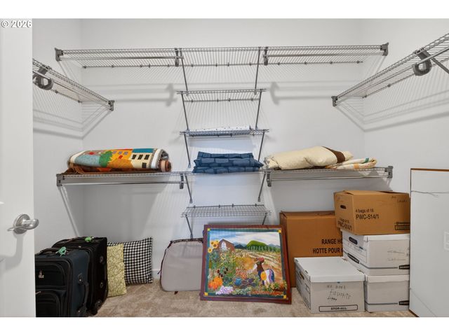 11708 Se DOG MOUNTAIN Ter, Happy Valley, OR 97086