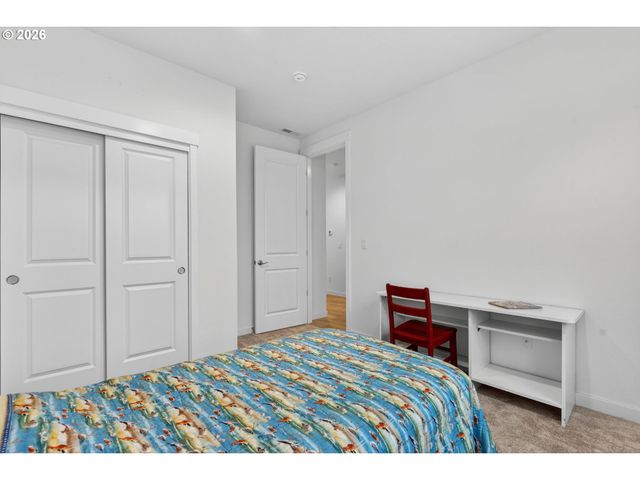 11708 Se DOG MOUNTAIN Ter, Happy Valley, OR 97086