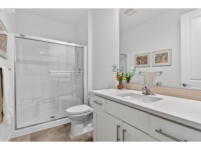 11708 Se DOG MOUNTAIN Ter, Happy Valley, OR 97086