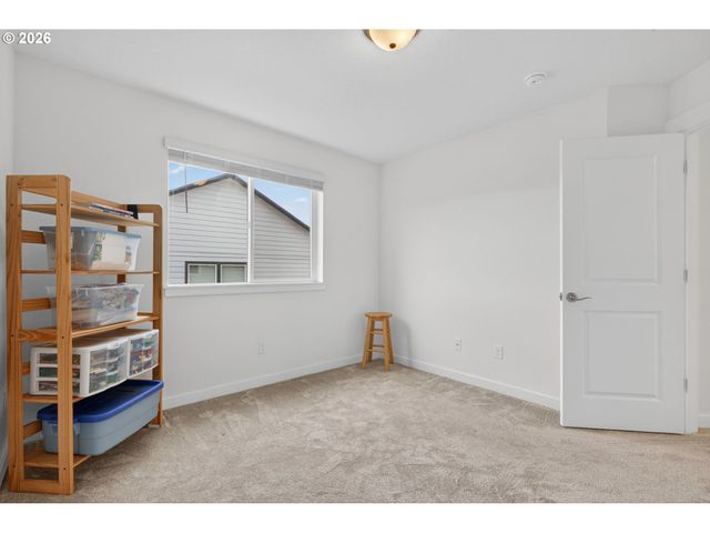 11708 Se DOG MOUNTAIN Ter, Happy Valley, OR 97086