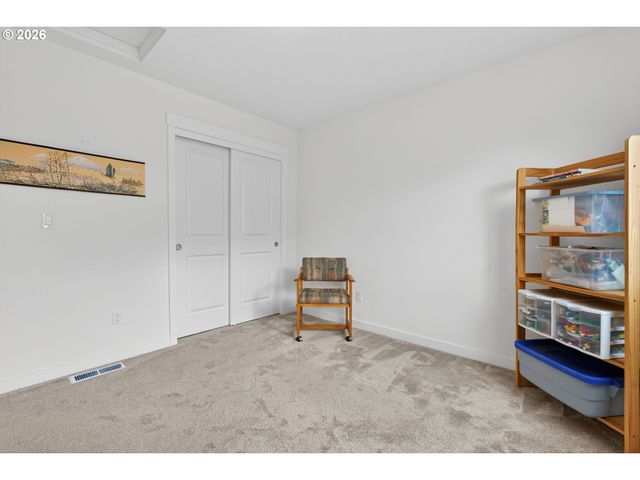 11708 Se DOG MOUNTAIN Ter, Happy Valley, OR 97086