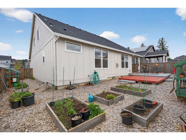 11708 Se DOG MOUNTAIN Ter, Happy Valley, OR 97086