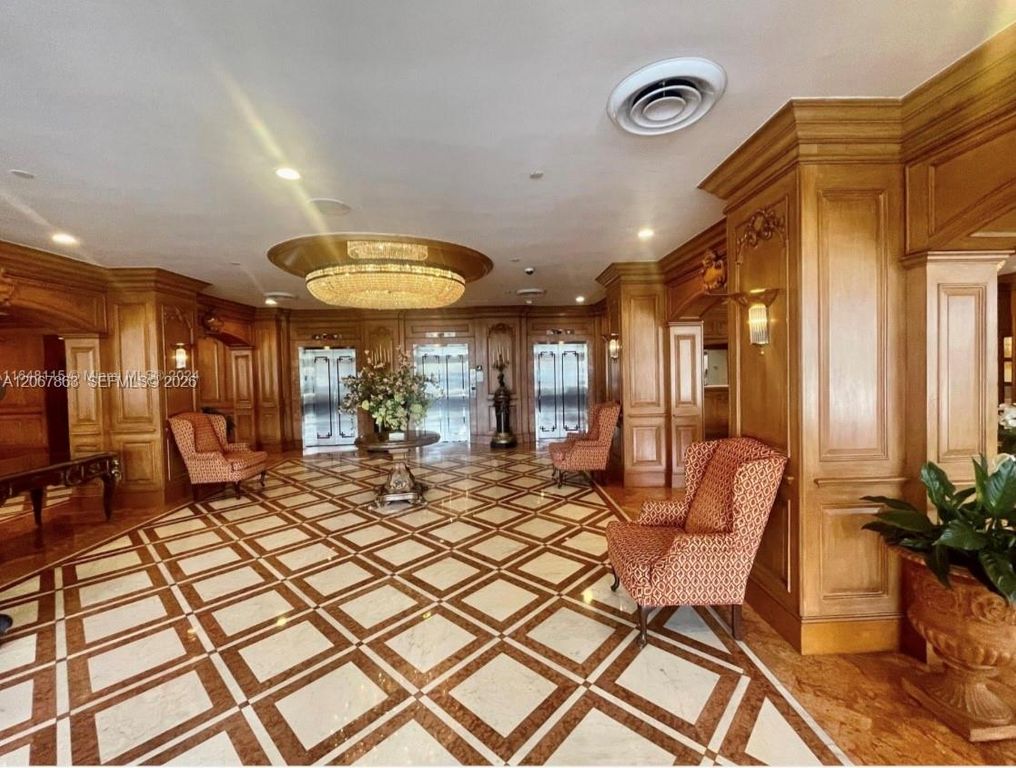 700 Biltmore Way 818, Coral Gables, FL 33134