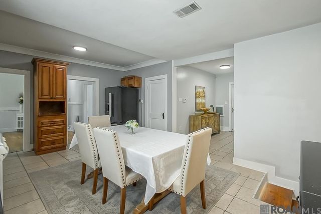 39076 David Dr, Prairieville, LA 70769