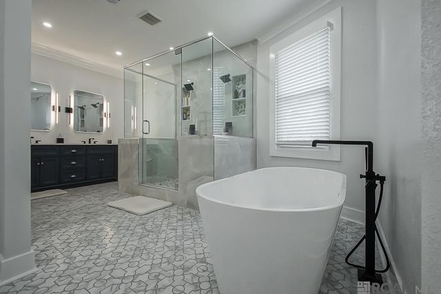 39076 David Dr, Prairieville, LA 70769