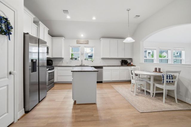 40298 S Heron Heights Way, Magnolia, TX 77354