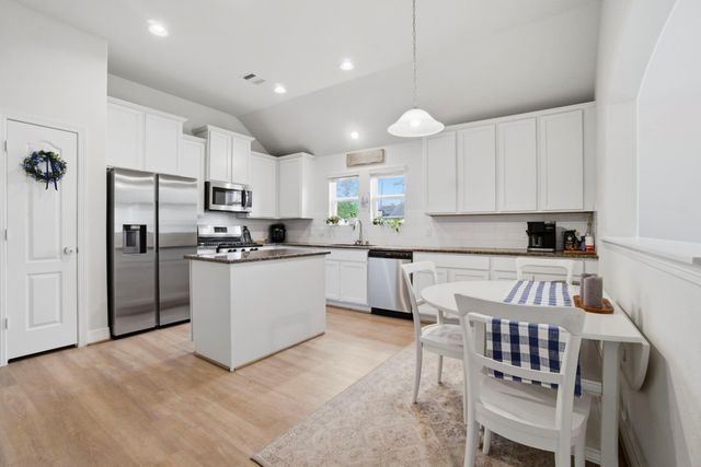 40298 S Heron Heights Way, Magnolia, TX 77354