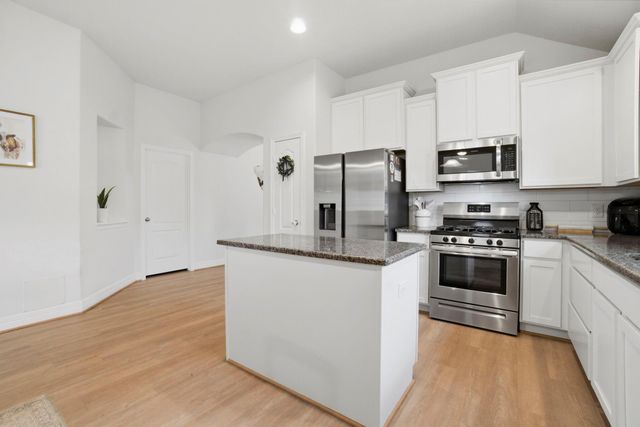 40298 S Heron Heights Way, Magnolia, TX 77354