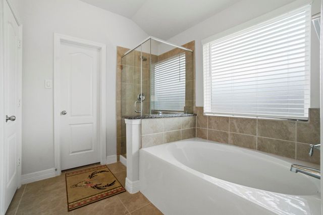 40298 S Heron Heights Way, Magnolia, TX 77354