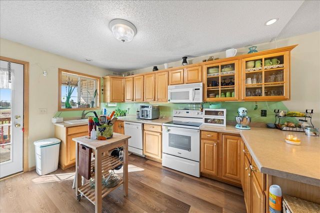 229 Bluff Drive, Somerset, WI 54025