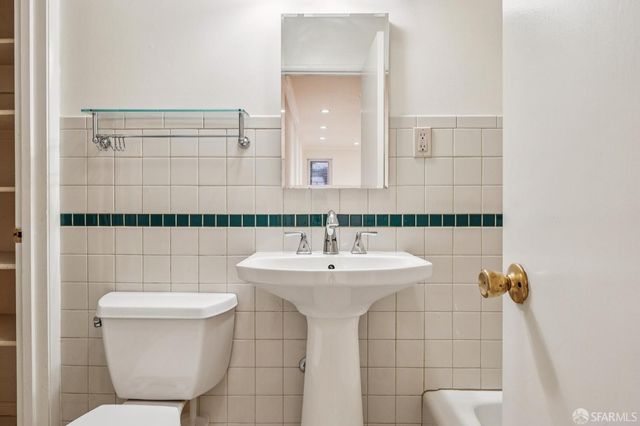 2077 Jackson Street 7, San Francisco, CA 94109