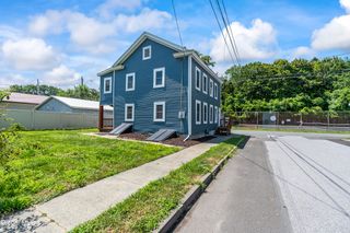 29 Hudson Street, Waterford, NY 12188