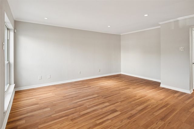 2212 Salem Drive, Carrollton, TX 75006