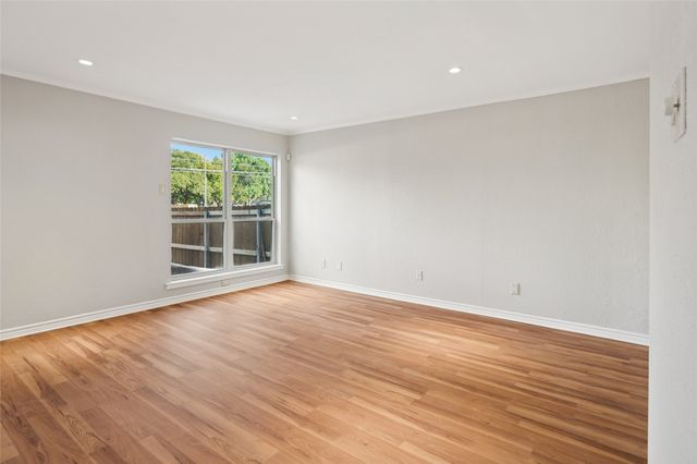 2212 Salem Drive, Carrollton, TX 75006