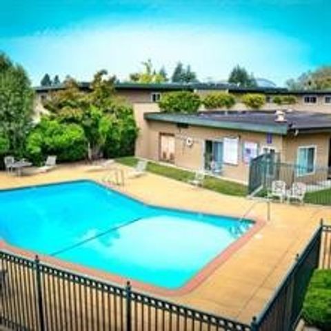 2212 Salem Drive, Carrollton, TX 75006