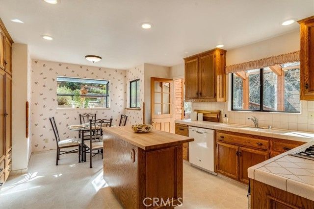 3171 Rogers Drive, Cambria, CA 93428